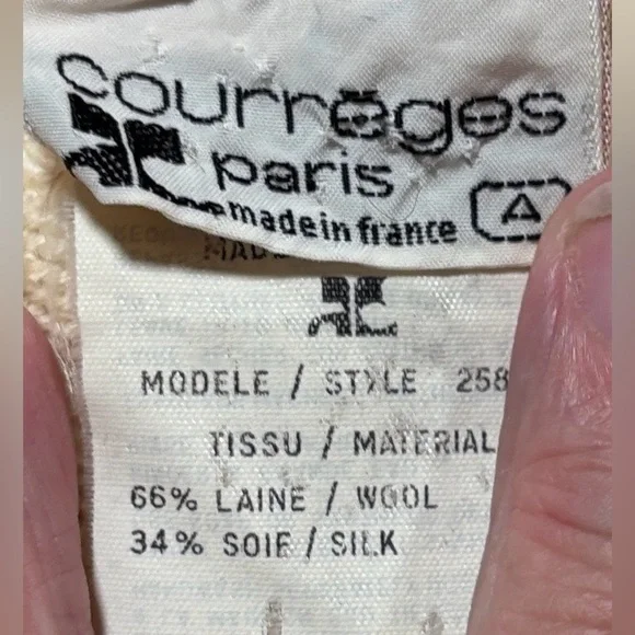 Vintage Courreges Paris Wool and Silk sweater Large 12/14 Cream made in France - Picture 5 of 5